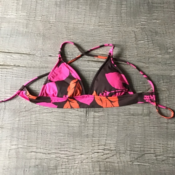 Triangle bikini 👙 top. - Picture 1 of 2